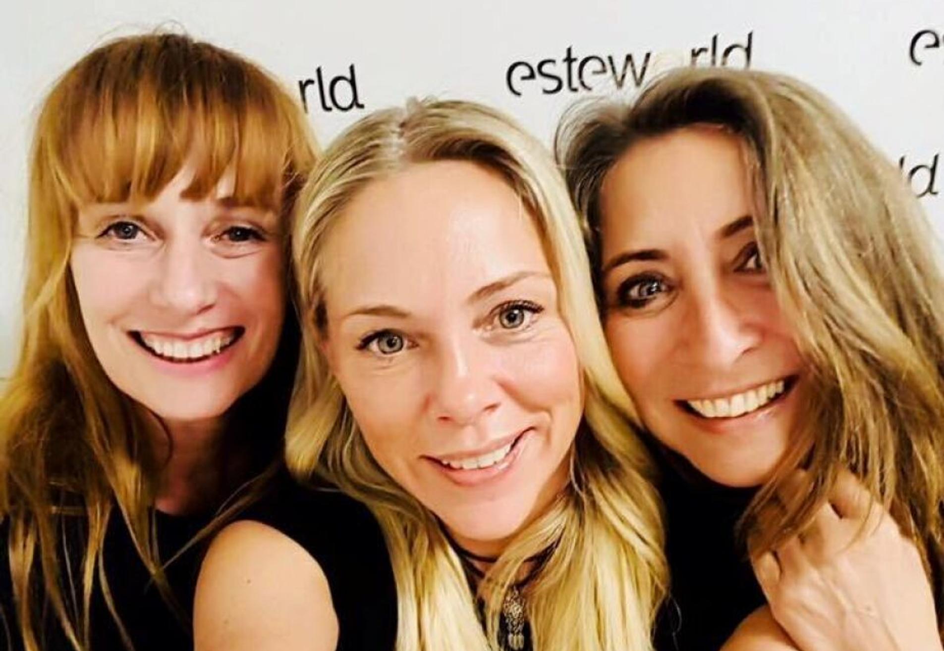 dolly dots Esteworld